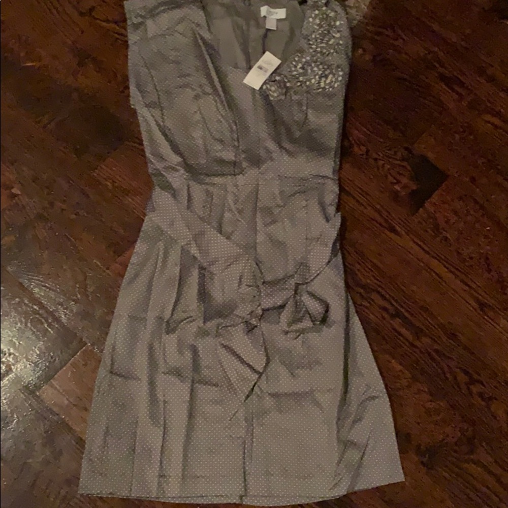 Ann Taylor LOFT gray and white sleeveless dress